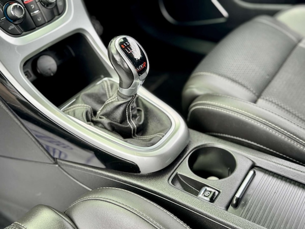 Used Vauxhall Astra 2014 for sale - 76105317: Photo 52