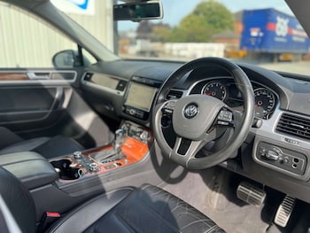 Used Volkswagen Touareg  for sale - 75946236: Photo