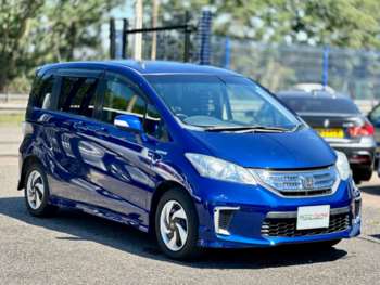 2015 - 1.5 PETROL HYBRID 7 SEATER 5-Door