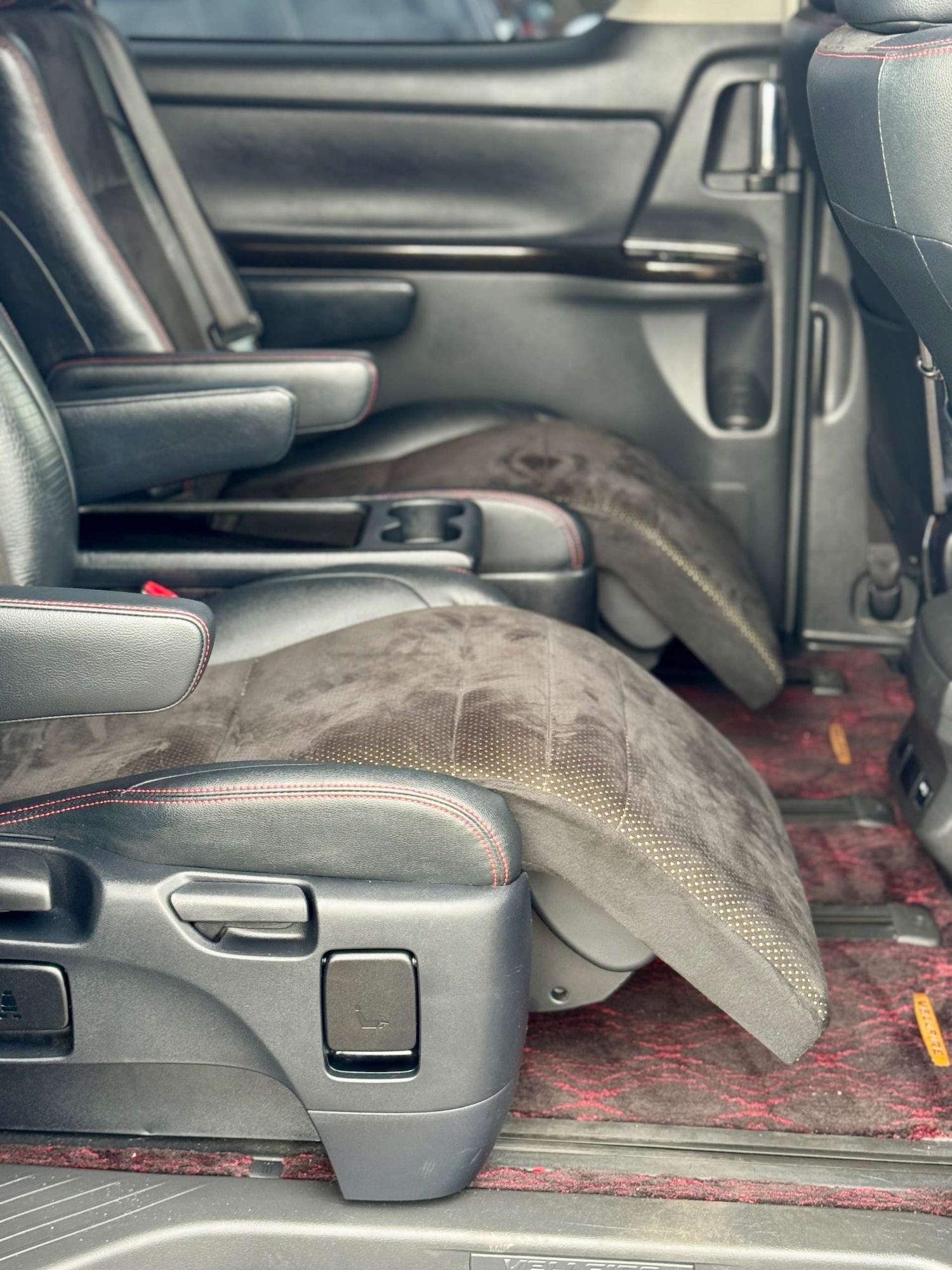 Used Toyota Vellfire 2025 for sale - 77736130: Photo 19