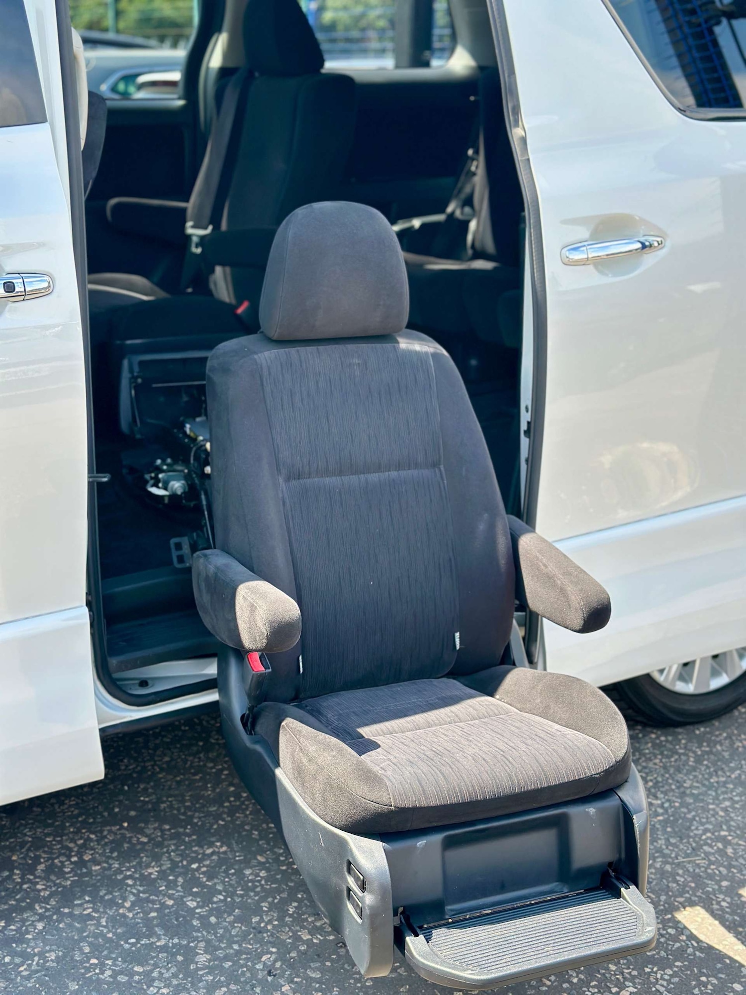 Used Toyota Vellfire 2025 for sale - 76601407: Photo 14