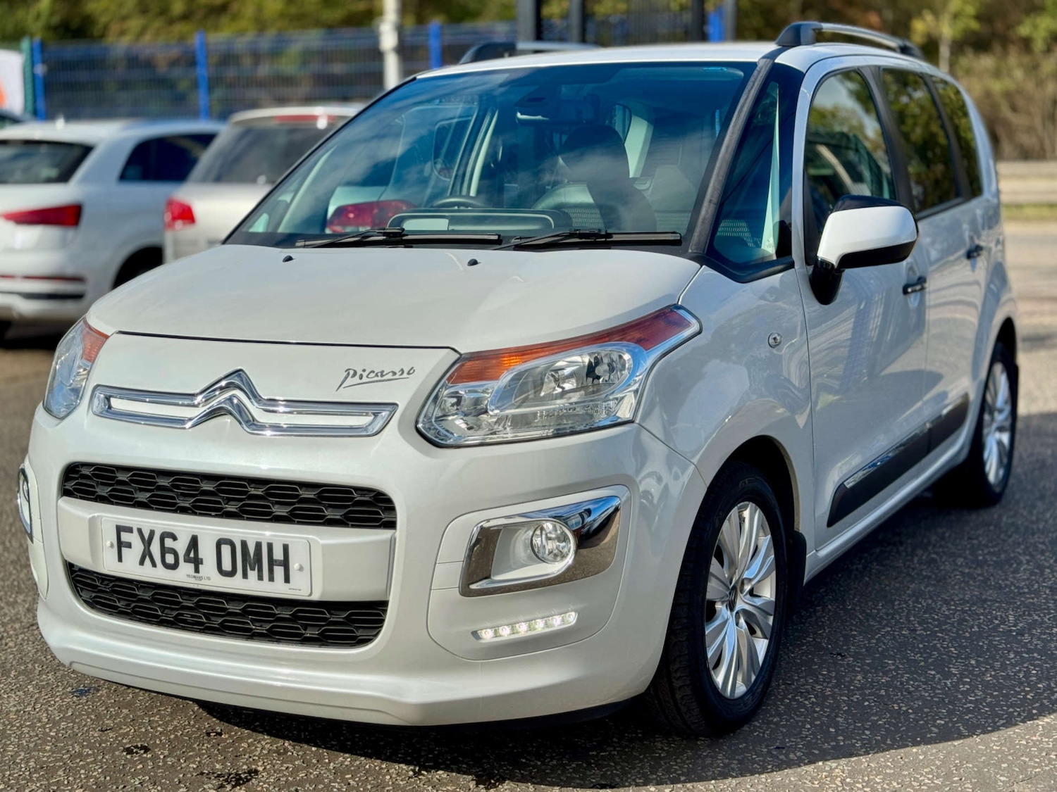 Used Citroen C3 Picasso 2014 for sale - 76159787: Photo 30