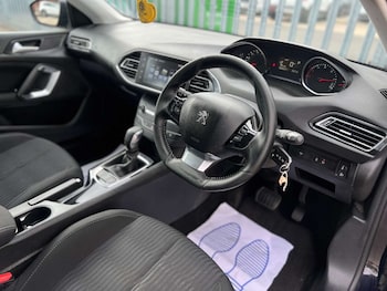 Used Peugeot 308 2017 for sale - 75727839: Photo