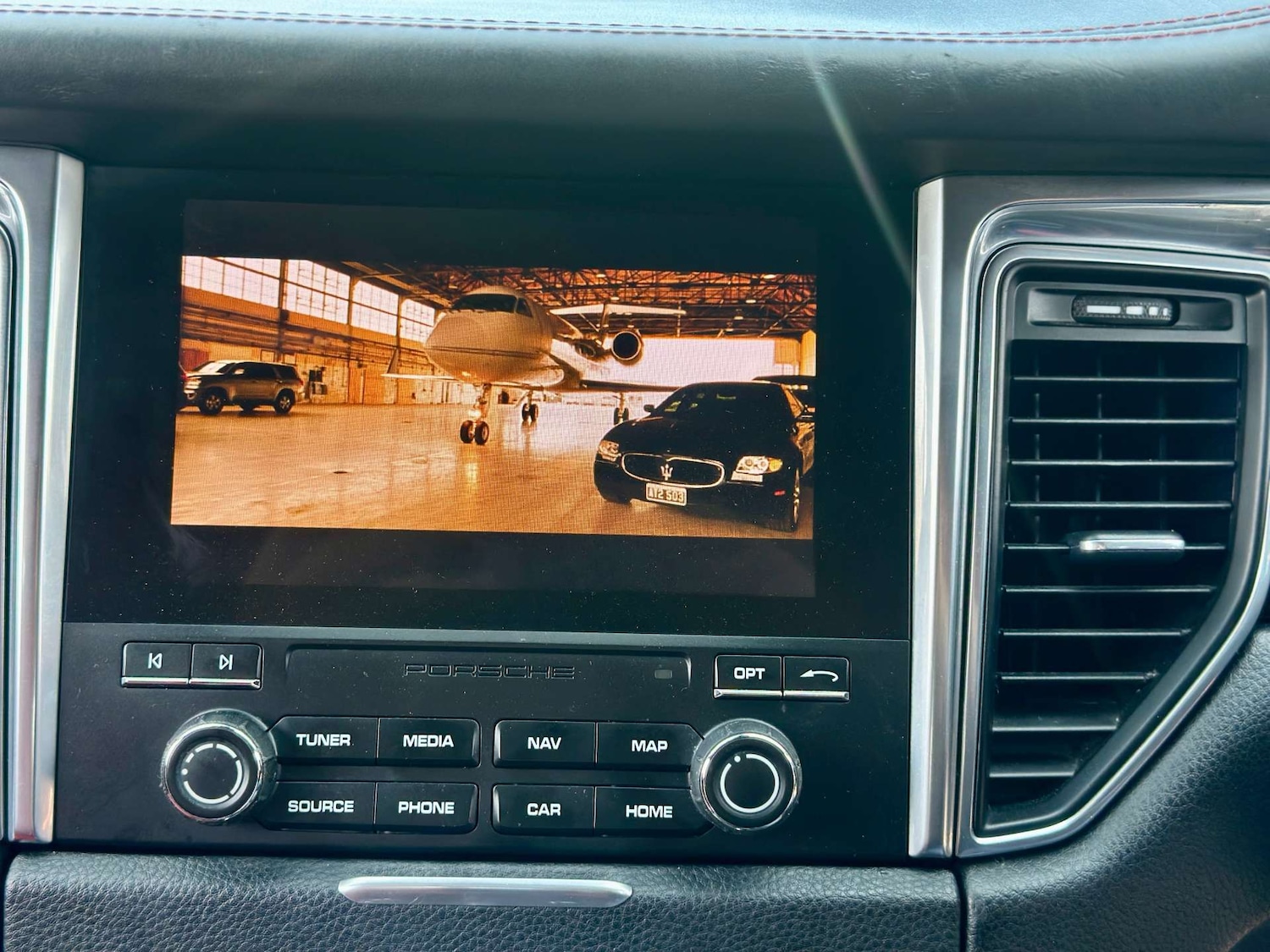 Used Porsche Macan 2024 for sale - 77609406: Photo 15