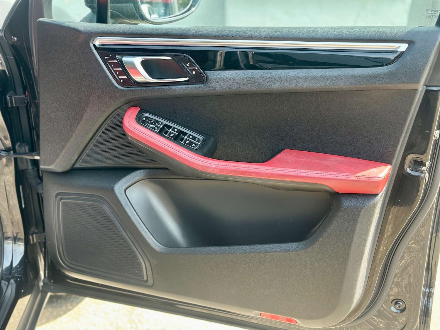 Used Porsche Macan 2024 for sale - 77609406: Photo 68