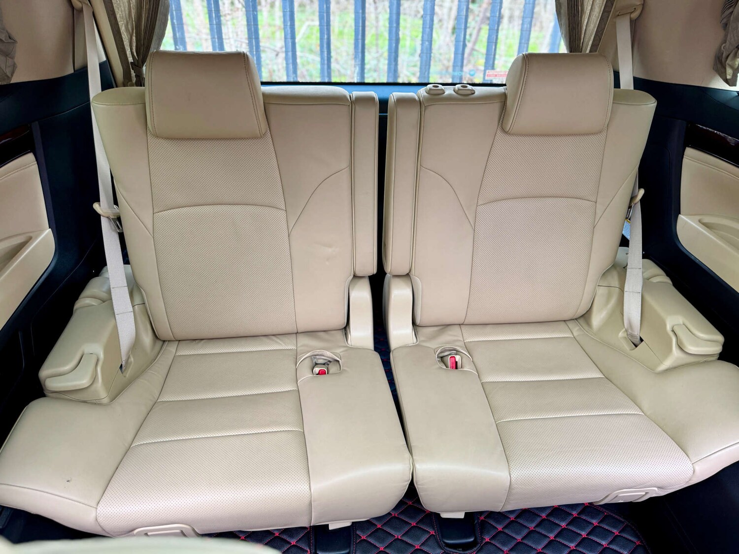 Used Toyota Alphard 2015 for sale - 77504104: Photo 100