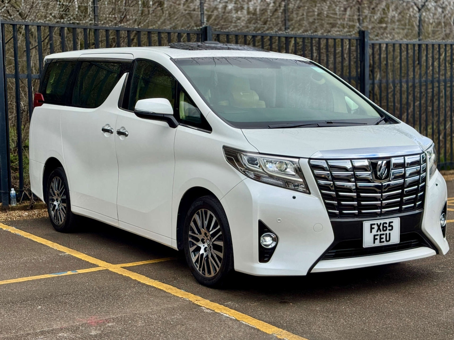 Used Toyota Alphard 2015 for sale - 77504104: Photo 26