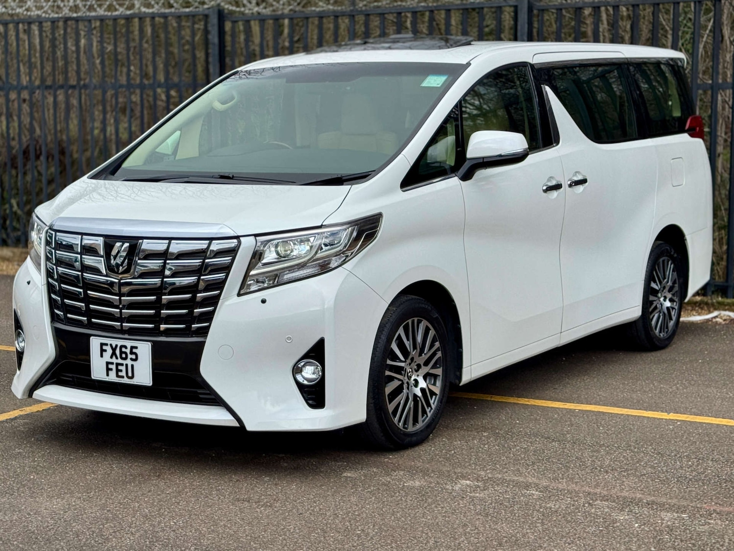 Used Toyota Alphard 2015 for sale - 77504104: Photo 30