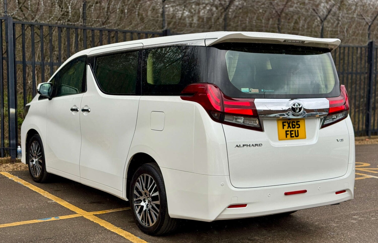 Used Toyota Alphard 2015 for sale - 77504104: Photo 53