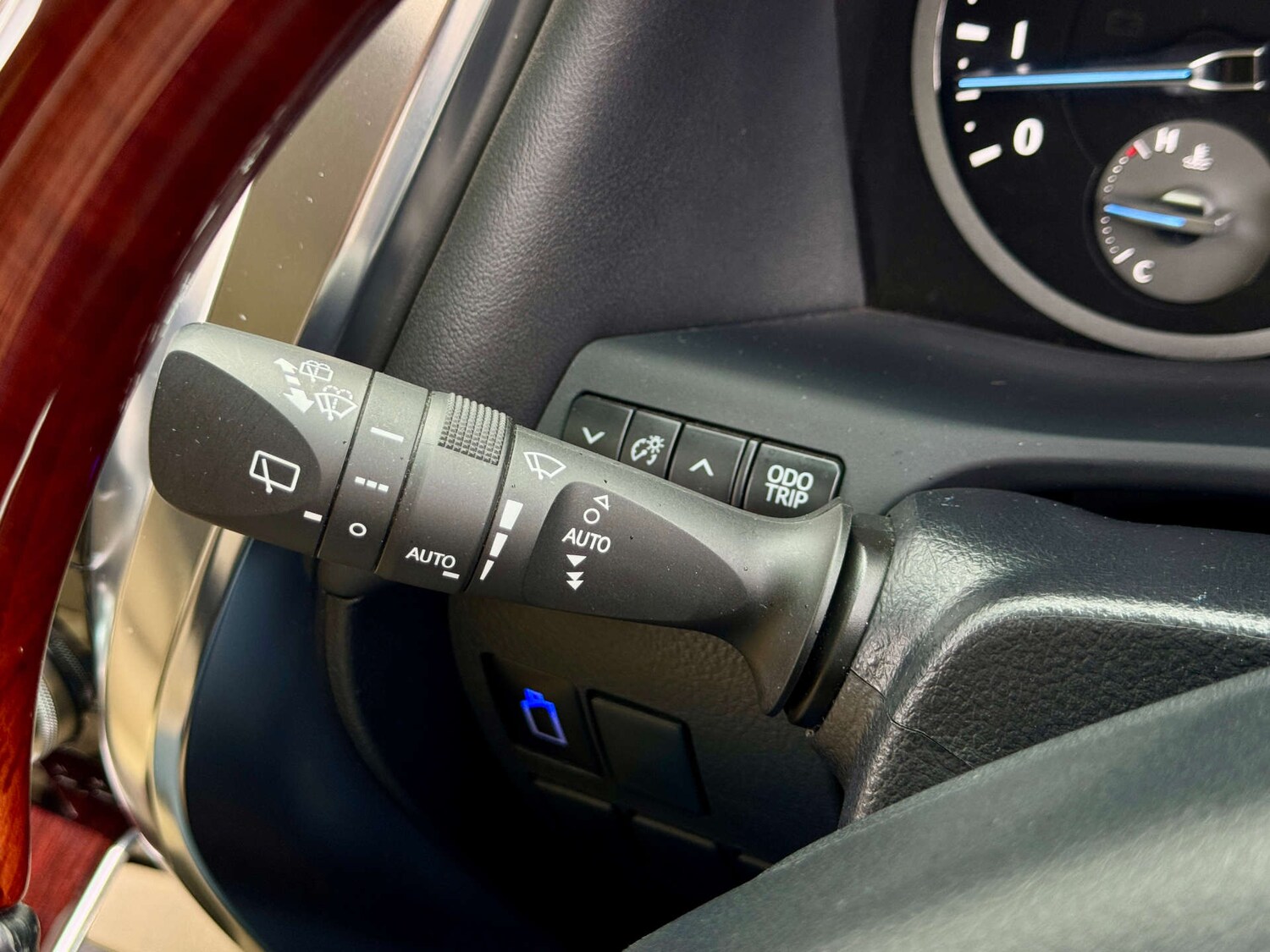 Used Toyota Alphard 2015 for sale - 77504104: Photo 72