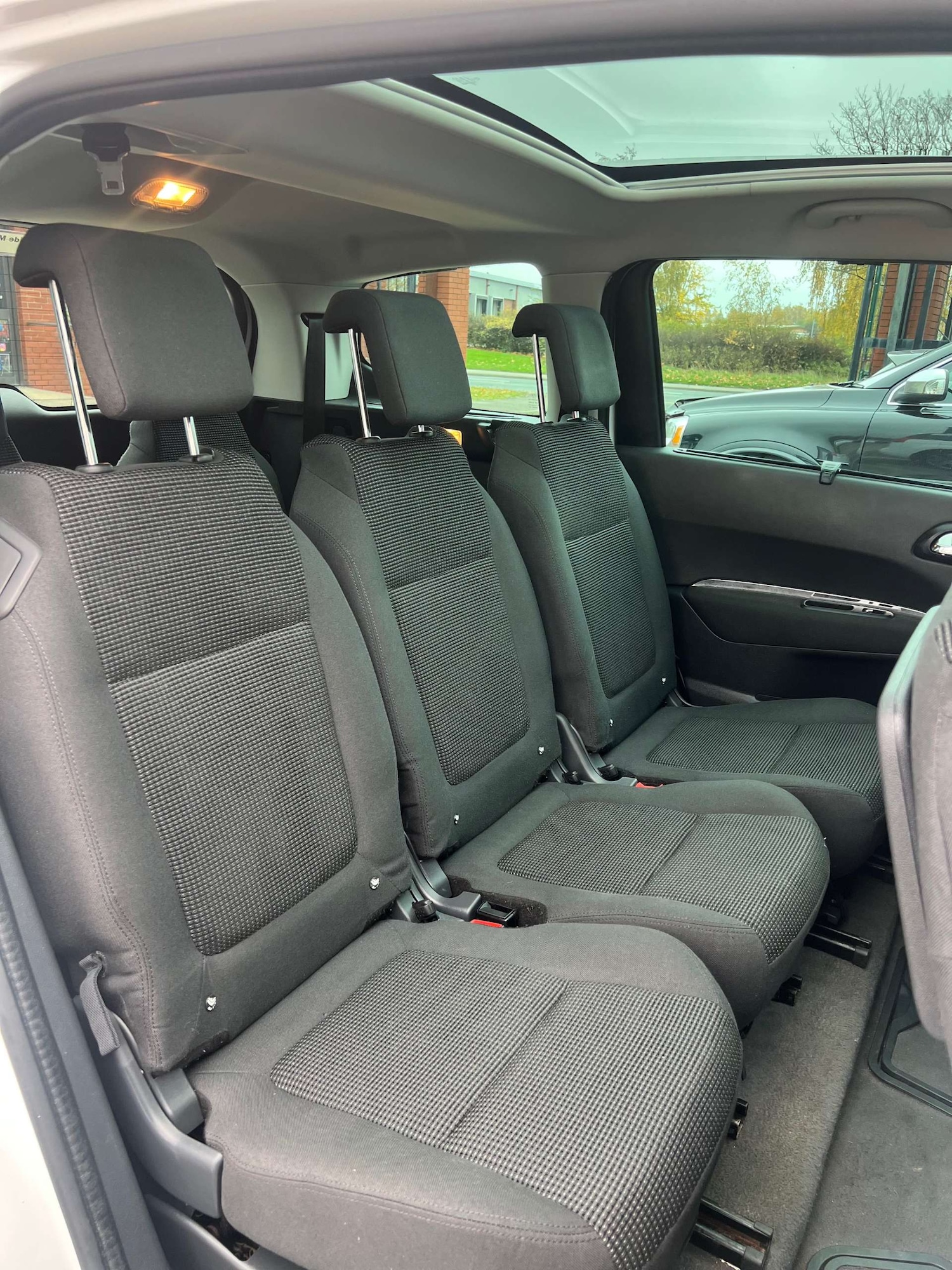 Used Peugeot 5008 2015 for sale - 76518050: Photo 17