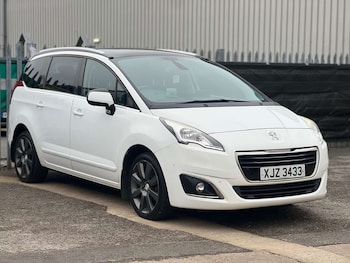 Peugeot - 5008