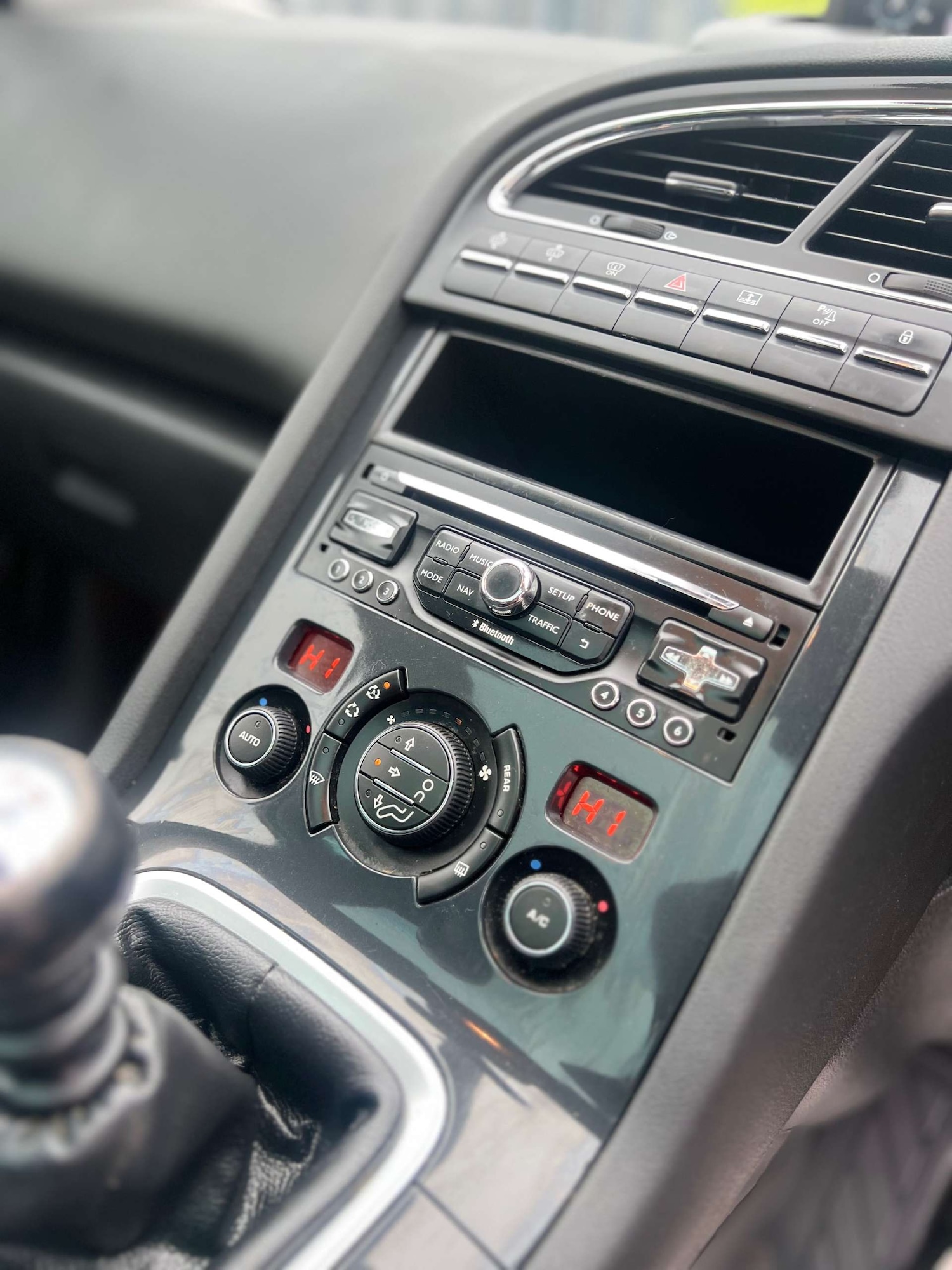 Used Peugeot 5008 2015 for sale - 76518050: Photo 31