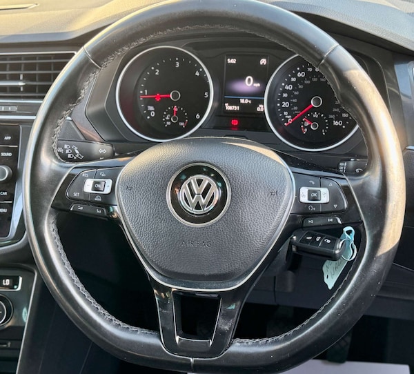 Used Volkswagen Tiguan 2017 for sale - 76068171: Photo 11