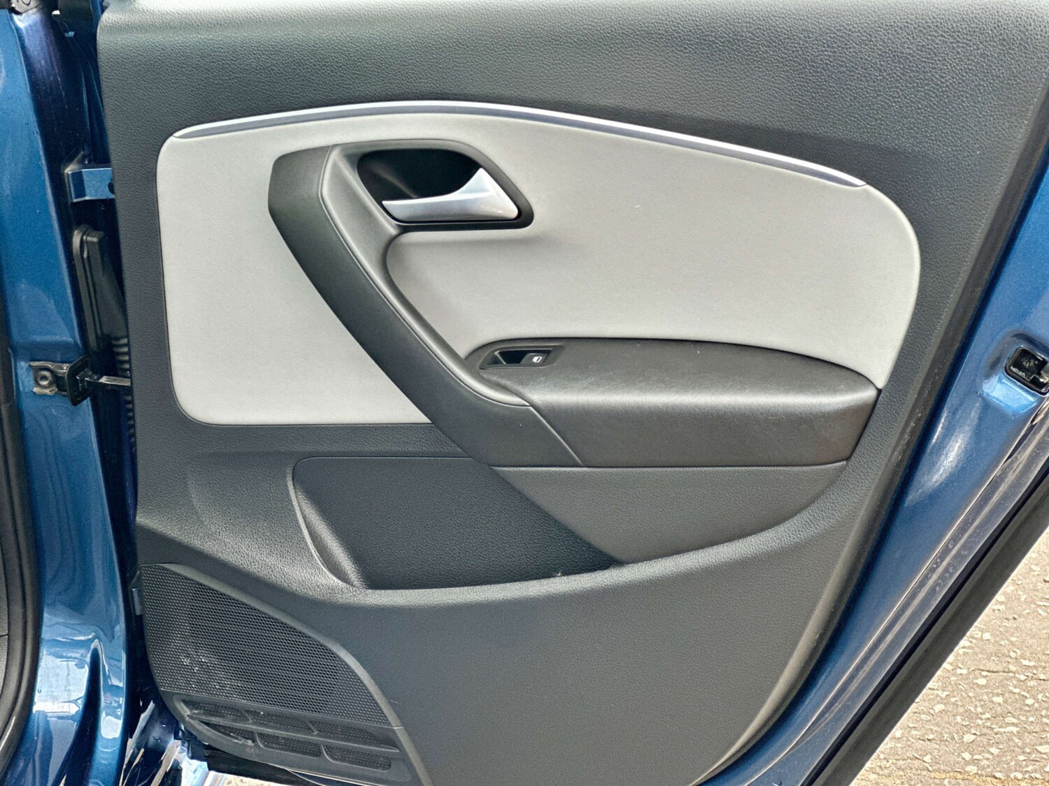 Used Volkswagen Polo 2014 for sale - 74588855: Photo 63