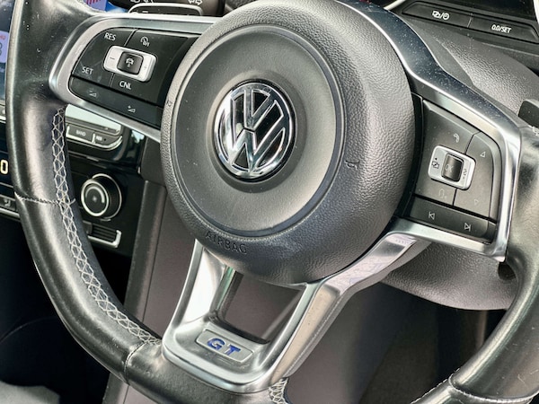 Used Volkswagen Polo 2014 for sale - 74588855: Photo 6