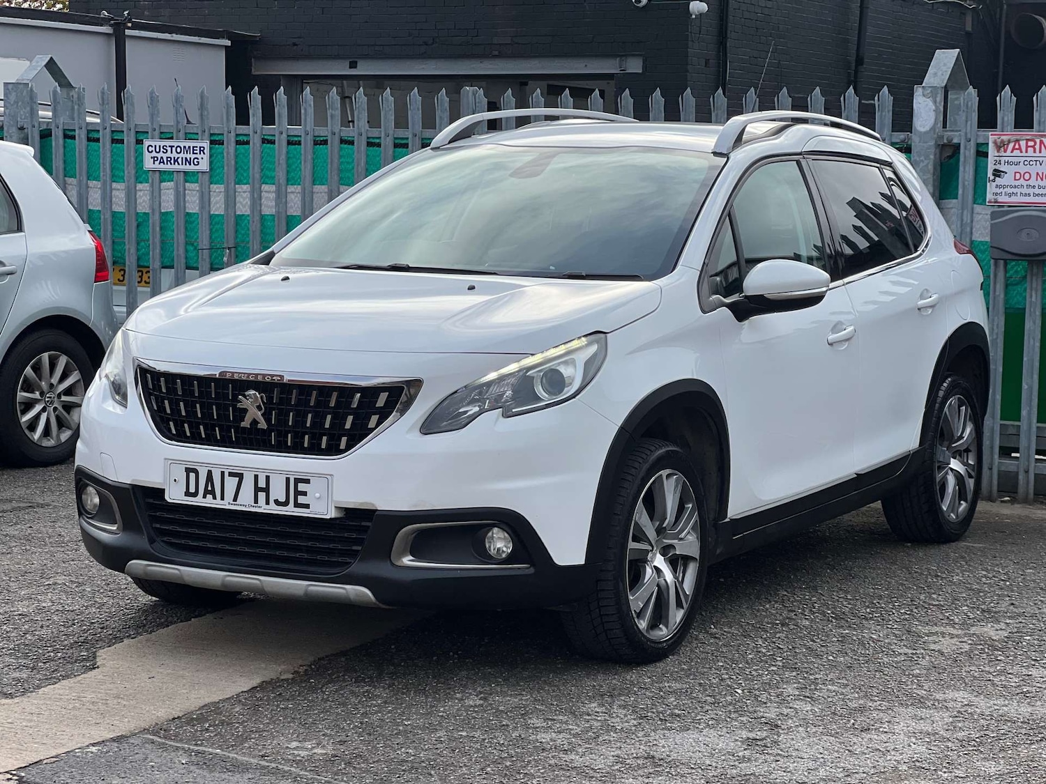Used Peugeot 2008 2017 for sale - 76635783: Photo 12