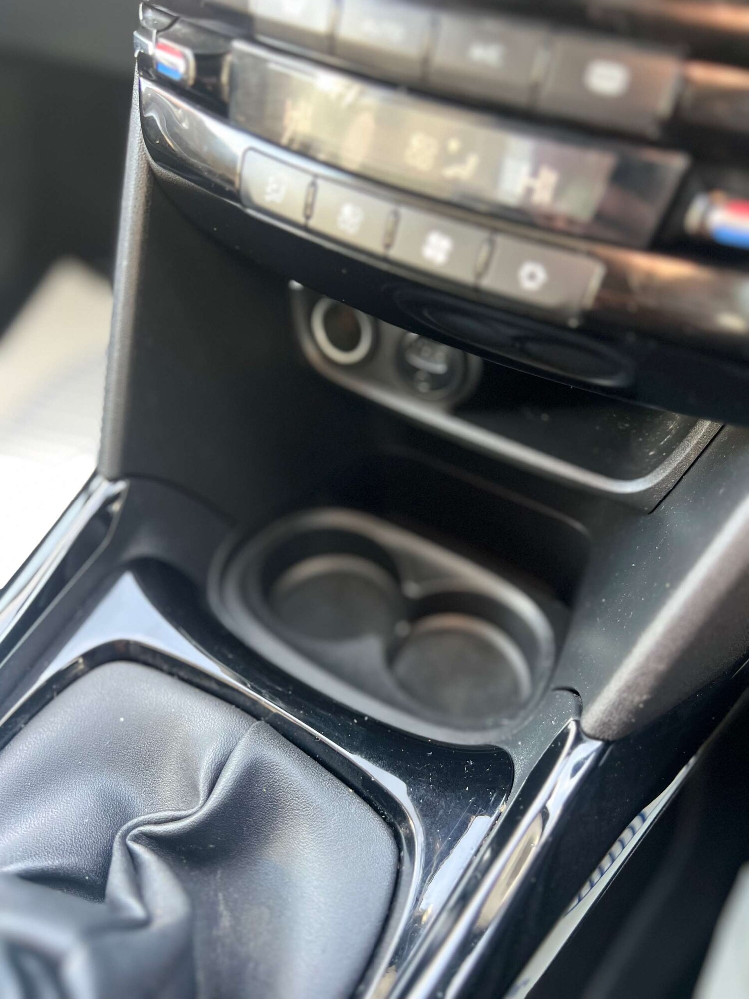 Used Peugeot 2008 2017 for sale - 76635783: Photo 25