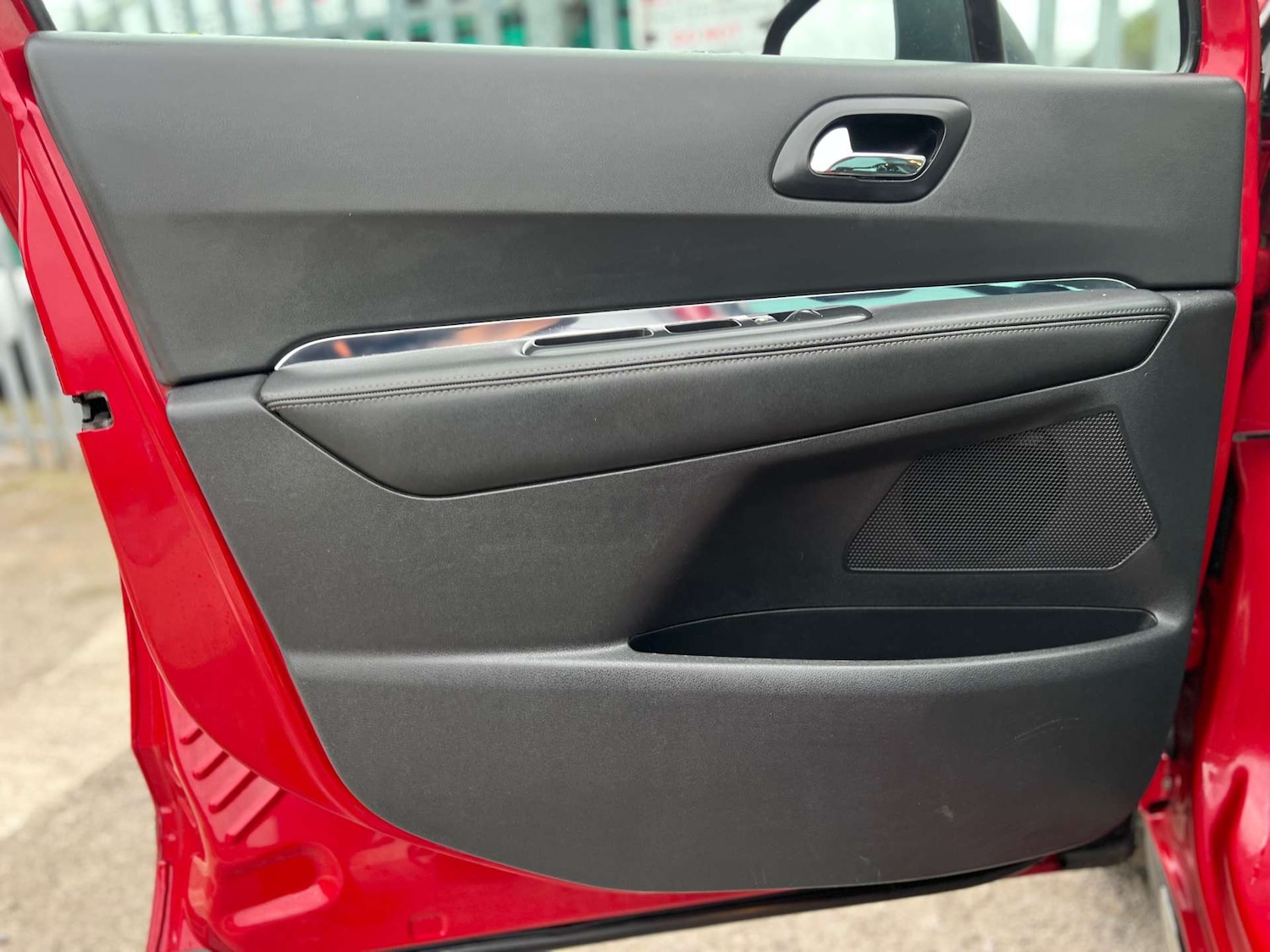 Used Peugeot 3008 2015 for sale - 77792531: Photo 25