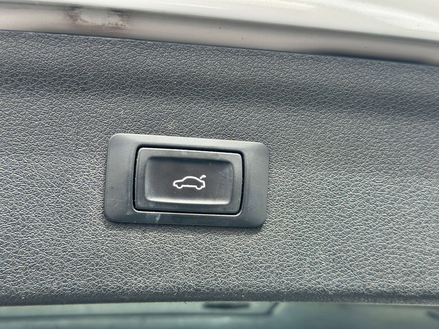 Used Audi Q3 2015 for sale - 76601963: Photo 21