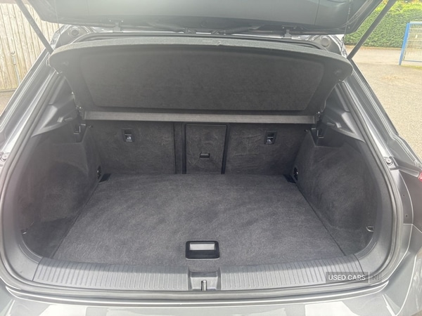 Used Volkswagen T-Roc 2021 for sale - 76202040: Photo 12