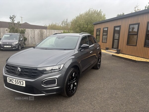 Used Volkswagen T-Roc 2021 for sale - 76202040: Photo 2