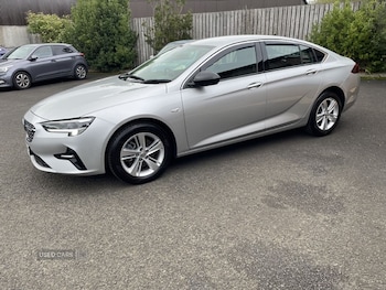 Vauxhall - Insignia