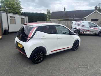 Used Toyota AYGO 2017 for sale - 79076687: Photo