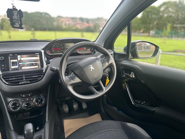 Used Peugeot 208 2014 for sale - 75848023: Photo 27