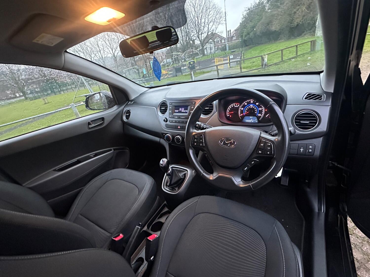 Used Hyundai i10 2018 for sale - 76769179: Photo 20