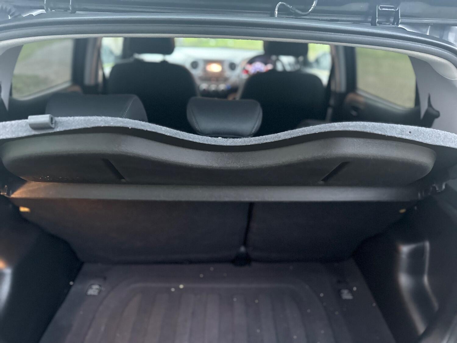 Used Hyundai i10 2018 for sale - 76769179: Photo 28