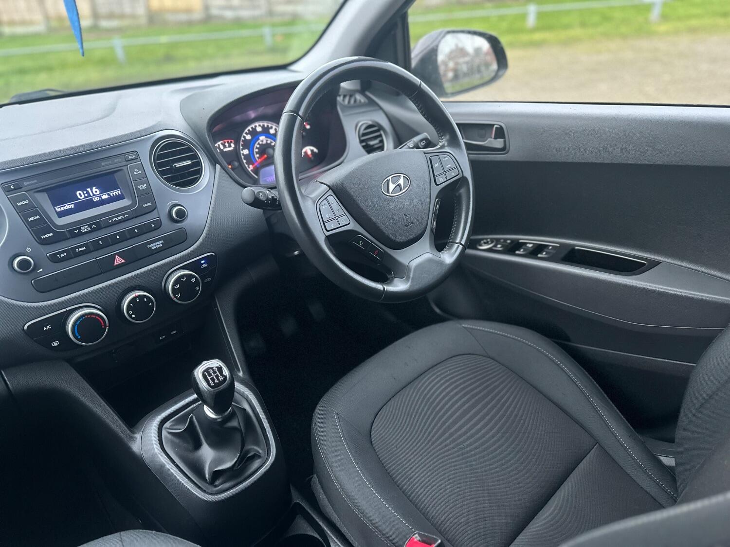 Used Hyundai i10 2018 for sale - 76769179: Photo 36