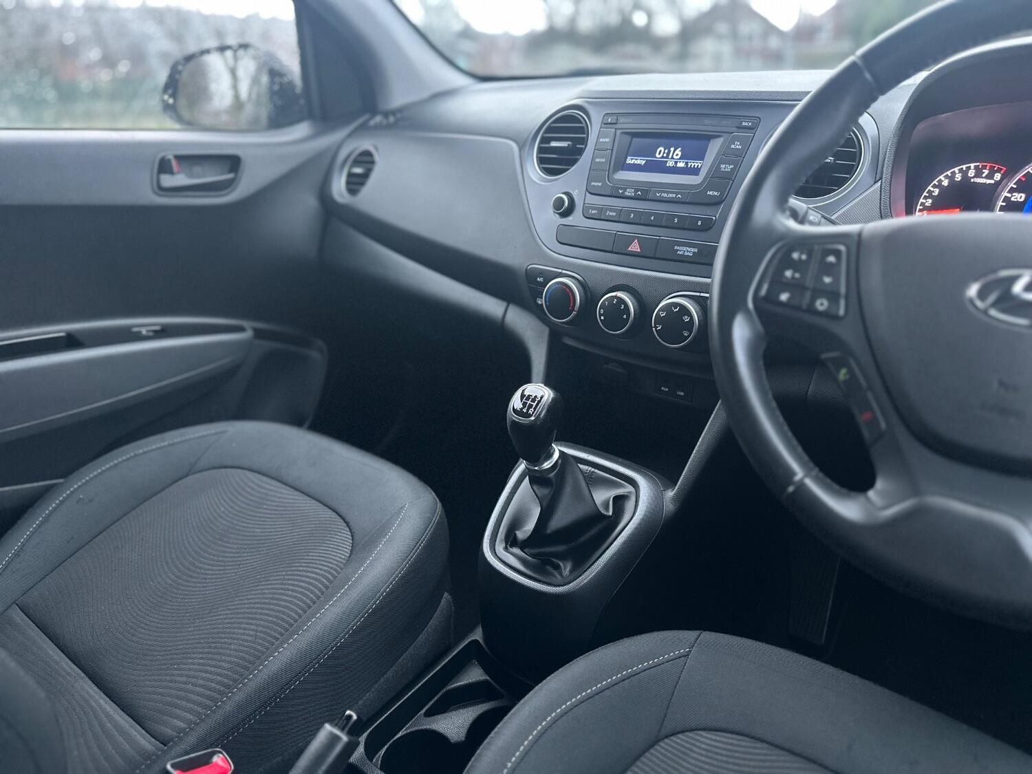 Used Hyundai i10 2018 for sale - 76769179: Photo 41