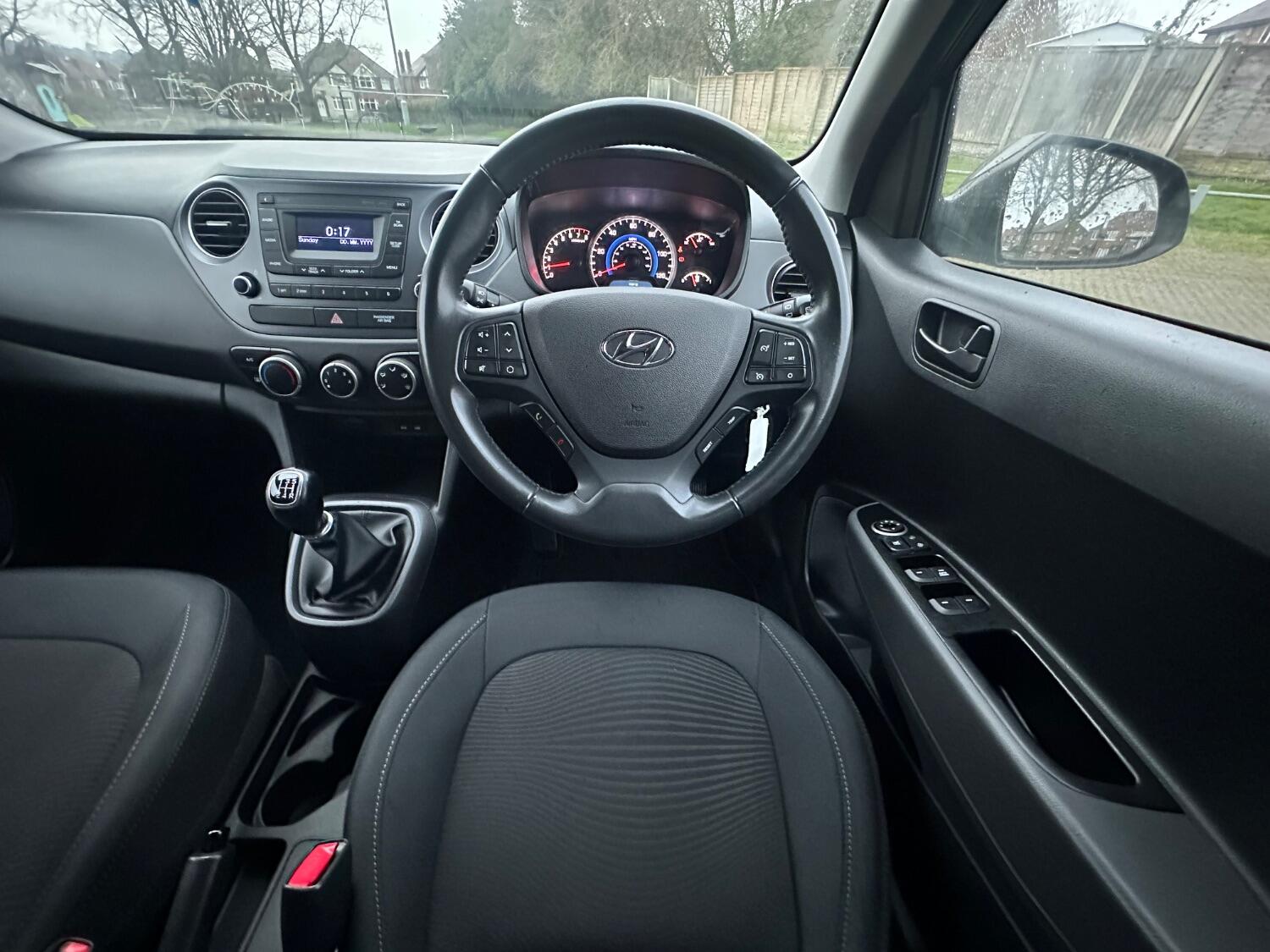 Used Hyundai i10 2018 for sale - 76769179: Photo 45