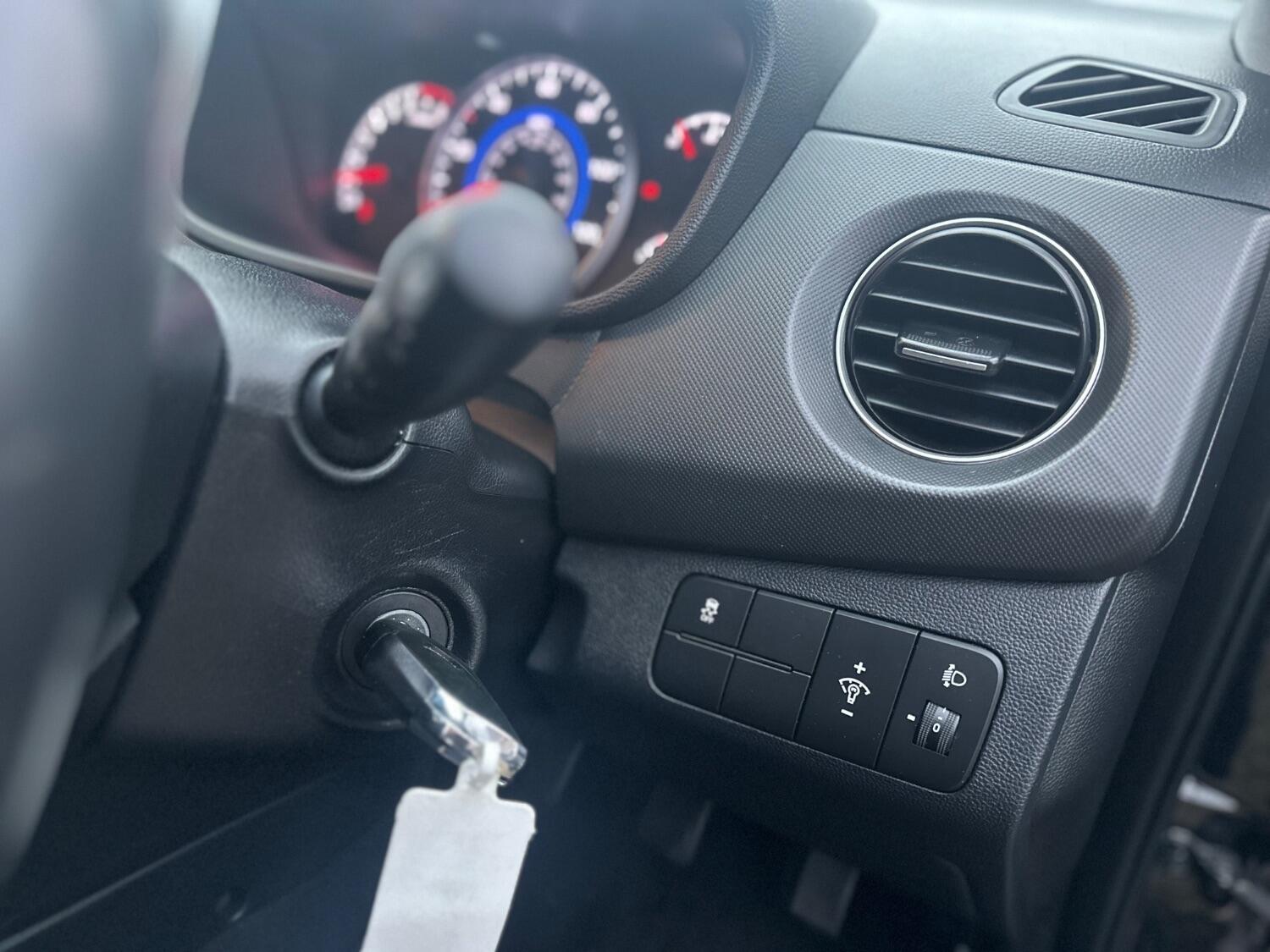 Used Hyundai i10 2018 for sale - 76769179: Photo 84