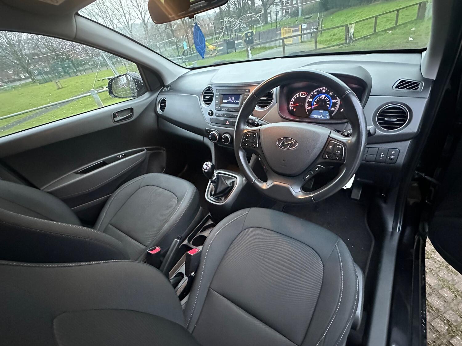 Used Hyundai i10 2018 for sale - 76769179: Photo 86