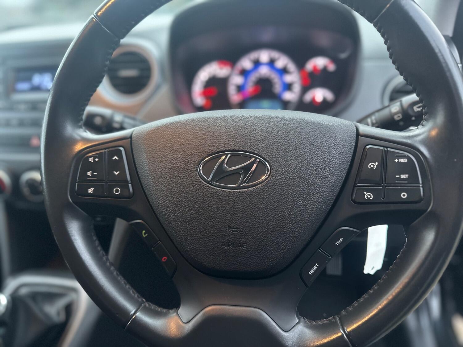 Used Hyundai i10 2018 for sale - 76769179: Photo 87