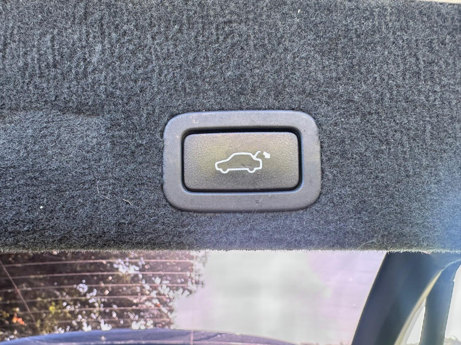 Used Volvo XC60 2013 for sale - 75913194: Photo 23