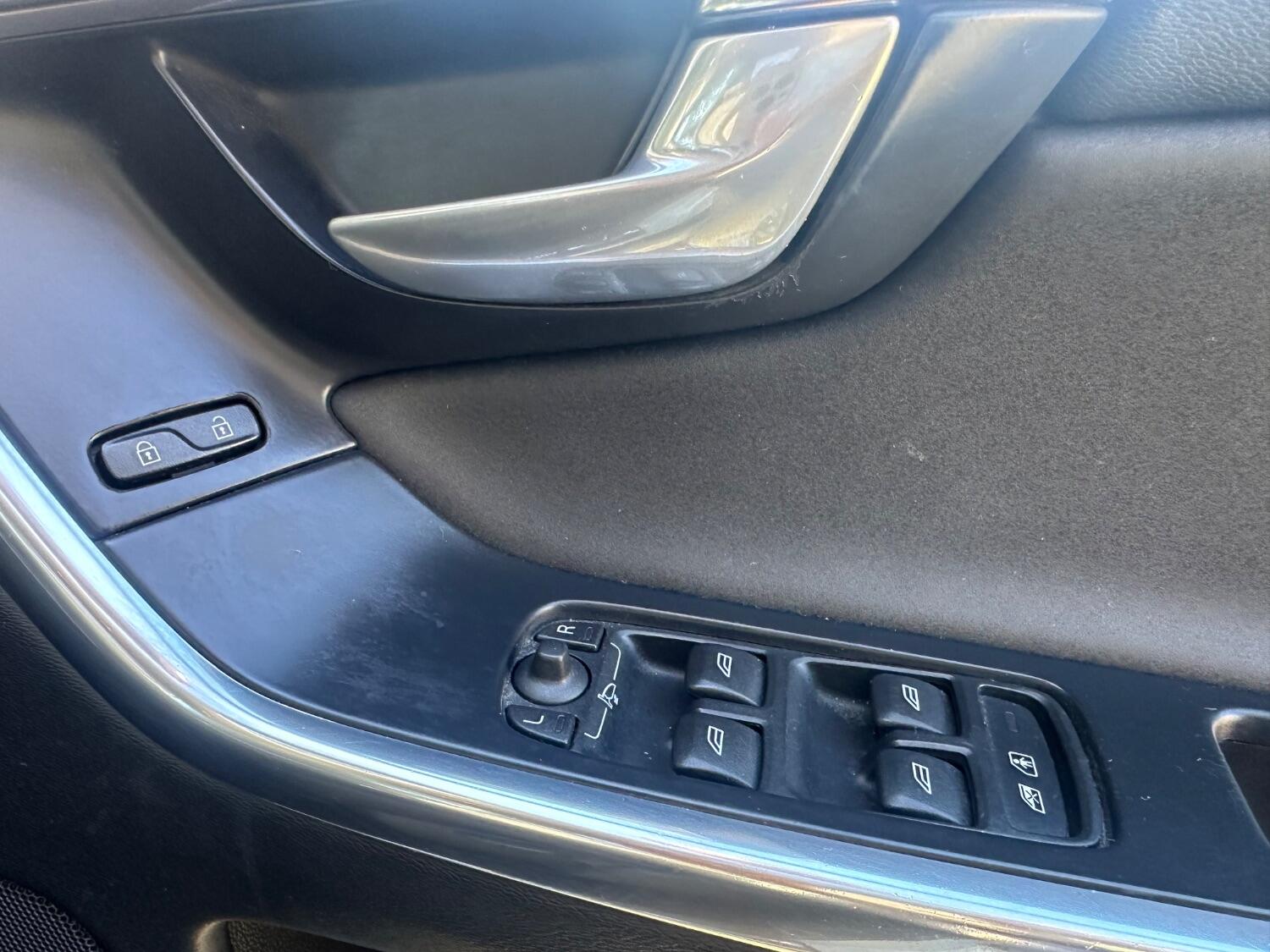 Used Volvo XC60 2013 for sale - 75913194: Photo 30