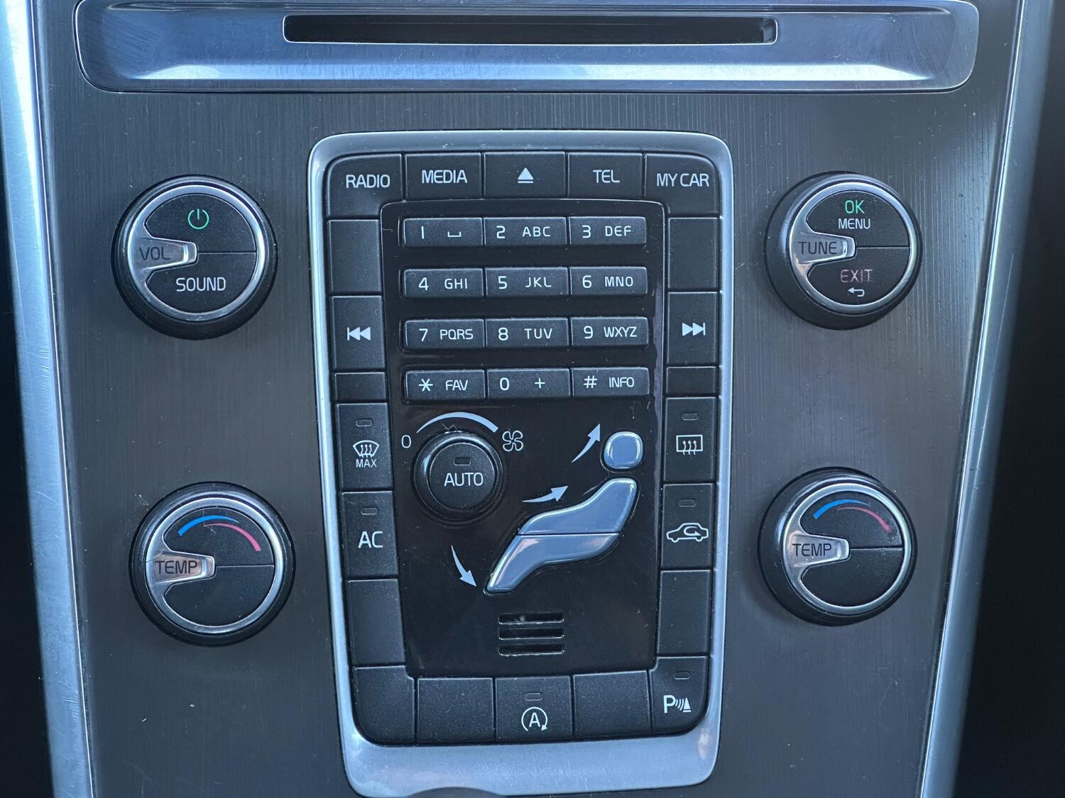 Used Volvo XC60 2013 for sale - 75913194: Photo 44