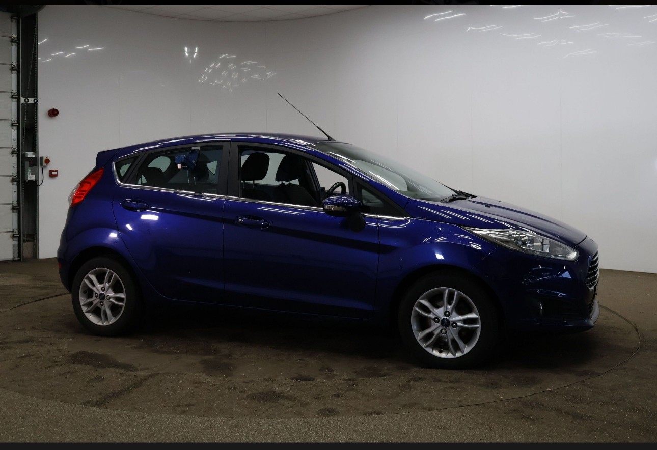 Used Ford Fiesta 2015 for sale - 76758851: Photo 4