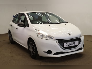 Peugeot - 208