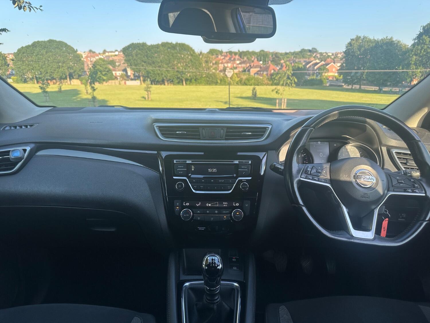 Used Nissan Qashqai 2017 for sale - 76040945: Photo 18