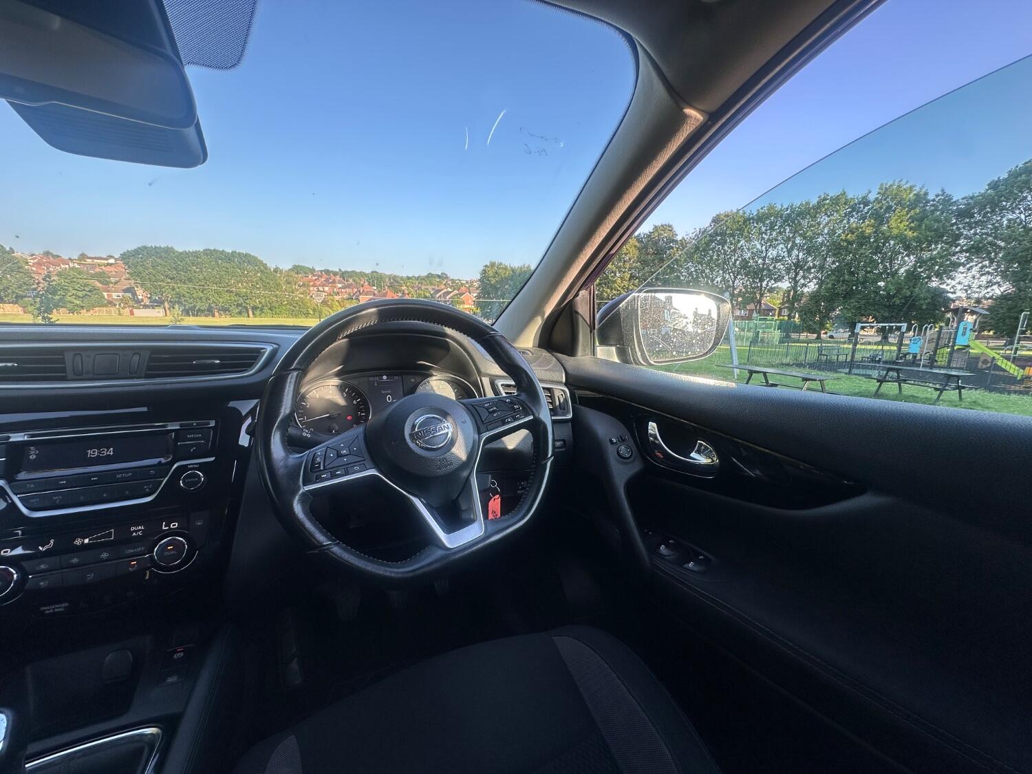 Used Nissan Qashqai 2017 for sale - 76040945: Photo 35