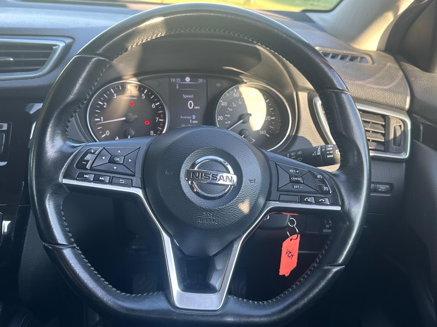 Used Nissan Qashqai 2017 for sale - 76040945: Photo 38