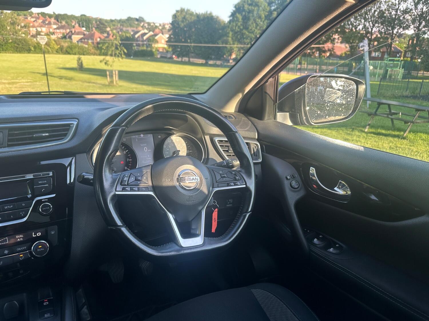 Used Nissan Qashqai 2017 for sale - 76040945: Photo 40