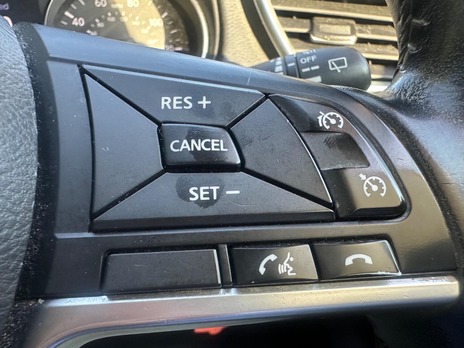 Used Nissan Qashqai 2017 for sale - 76040945: Photo 50