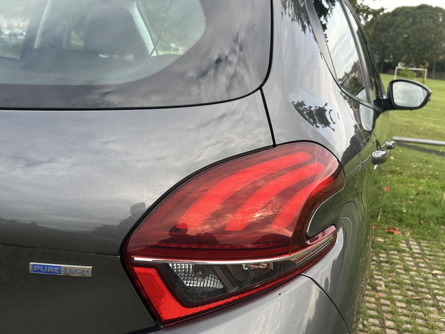 Used Peugeot 208 2016 for sale - 76649838: Photo 13