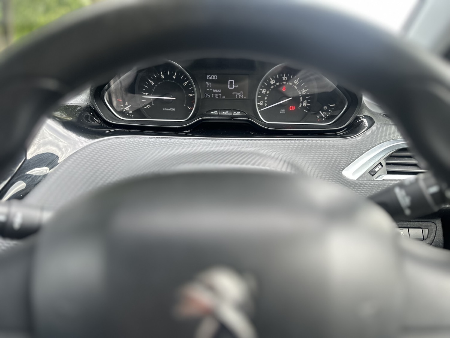 Used Peugeot 208 2016 for sale - 76649838: Photo 41