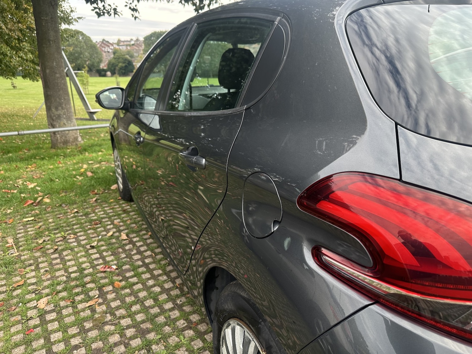 Used Peugeot 208 2016 for sale - 76649838: Photo 43
